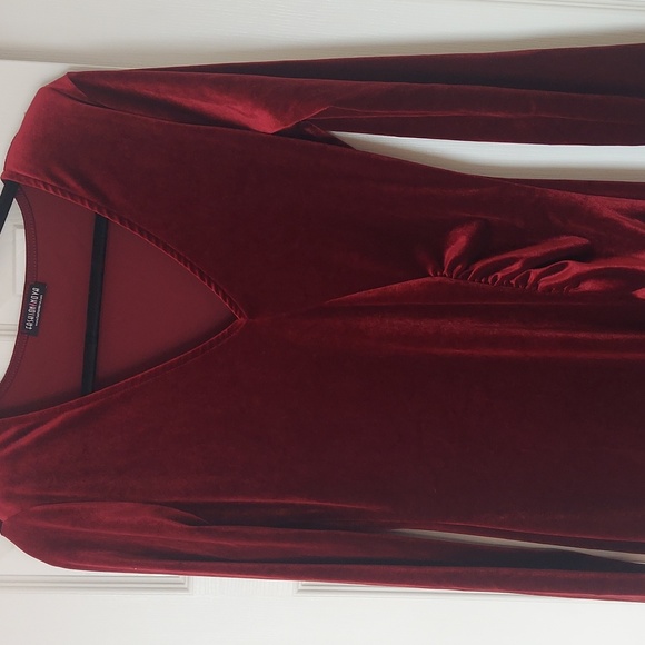 Sold - Picture 3 of 5